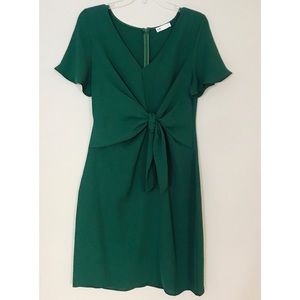 Knotted Shift Dress in Emerald Bohme Boutique